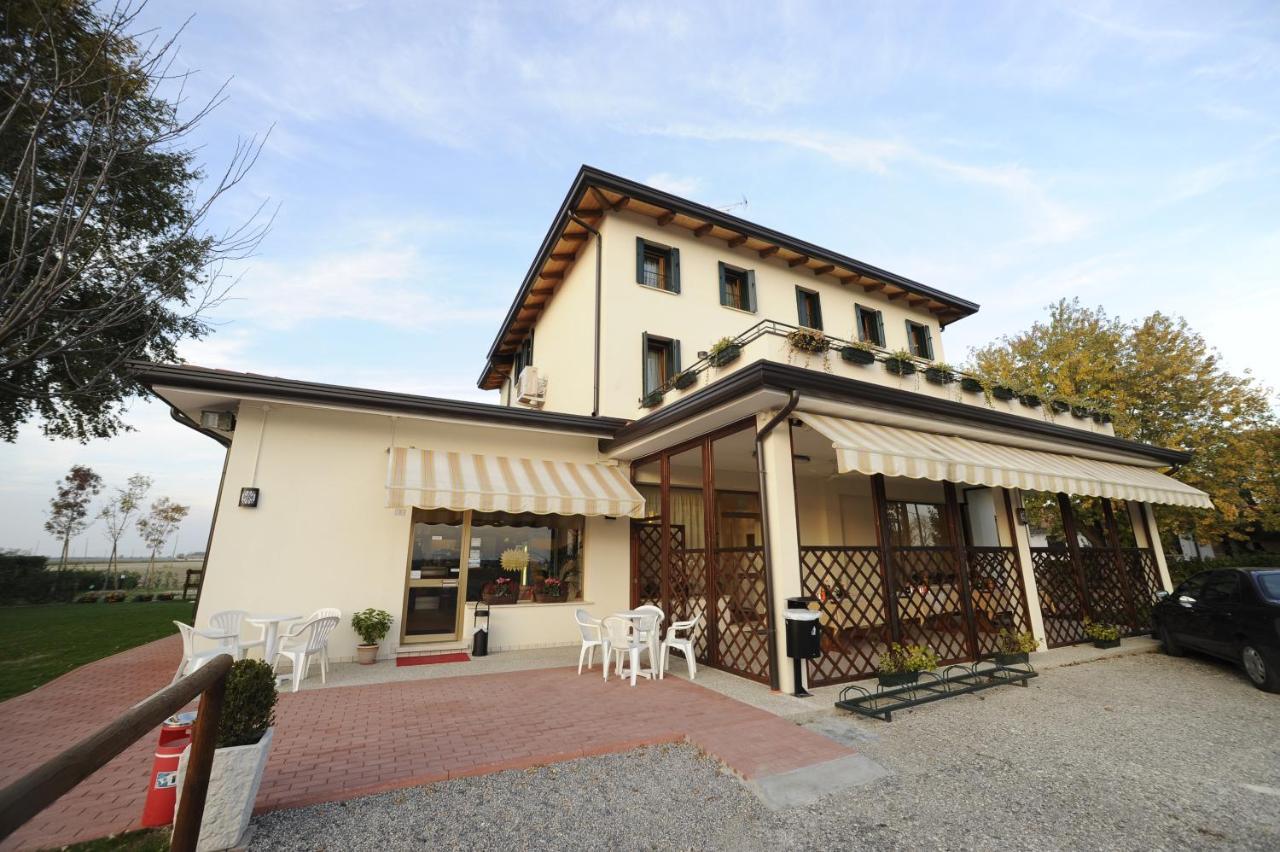 Terzo Bacino Bed & Breakfast Сан Микеле ал Таляменто Екстериор снимка